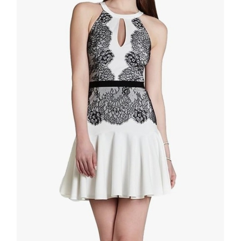 BCBGMAXAZRIA Leyla Off White Black Lace Halter Mini Dress Size 4 ZBA68A65-1A7
